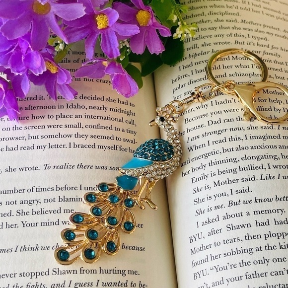Accessories - Unique peacock  keychain